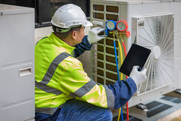 Professional Emergency Hvac Repair technician working in Newtown, PA